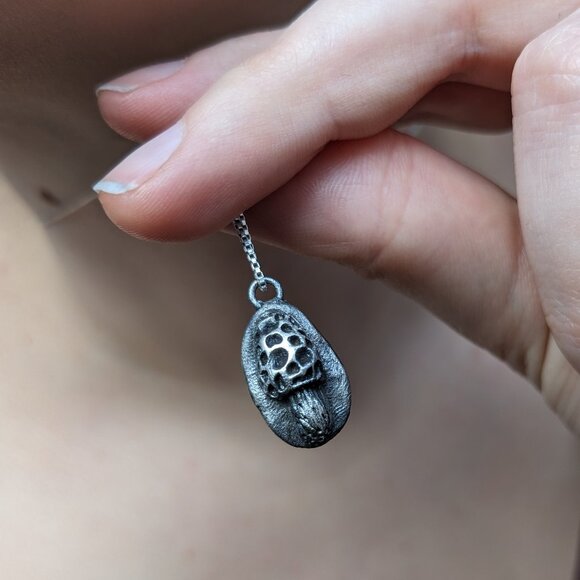 Morchella Pendant - Picture 8 of 8